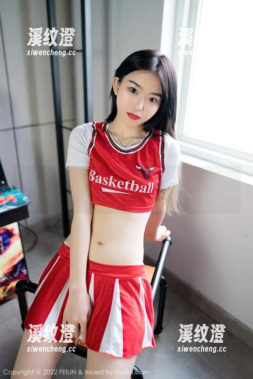 Feilin嗲囡囡 - 不花钱也能看！陈雅漫VICKY的死库水写真，你一定想试试！