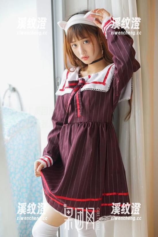 GIRLT果团网 - 黄歆苑白色写真，这种配色让我忍不住想问：冷不冷啊？
