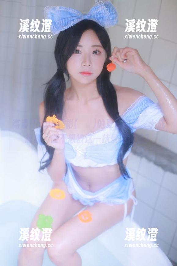 高清Habin夏彬(하빈)的夏日印记，十成想象，谁不想被这一抹晕染覆盖？