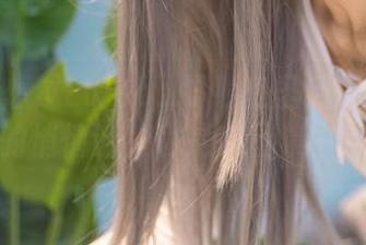 有没有想过Luisa_零纱在圣诞派对上说的悄悄话，也是在图集中？