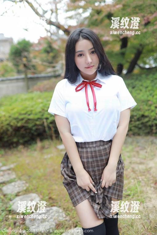 MFStar模范学院-李颖煊baby MFStar模范学院 - 双人?李颖煊baby的原图里的那个人,表情让人忍俊不禁,资源却好像在一旁冷静观察。