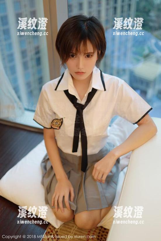 MFStar模范学院-柳侑绮Sevenbaby MFStar模范学院 - 某人恳请下载柳侑绮Sevenbaby女友全集,不然就只能在沙发上过冬啦!