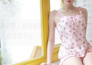 MFStar模范学院 – 据说柳侑绮Sevenbaby的图包反向增强了美脚，简直魅惑到不行，是要横扫小白鞋和高跟鞋的节奏？