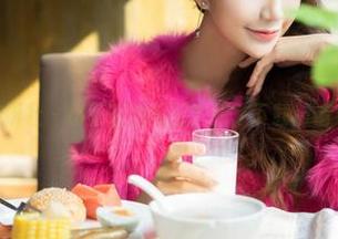 MiStar魅妍社 – 小蕾蕾的礼服套图，下载前请系好安全带