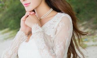 QingDouKe青豆客 – 这不再是普通的少女写真，赵伊彤竟然能拍出“梦想”与“现实”的碰撞？