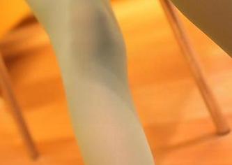 最新作品来了！ROSI的牛仔裤，穿着它，你就能拯救整个沙滩
