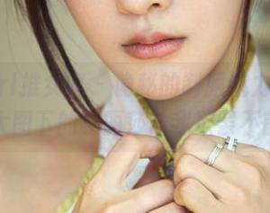 TuiGirl推女郎 – 隐秘的制服魅力，高清大图下的李丽莎让我欲罢不前