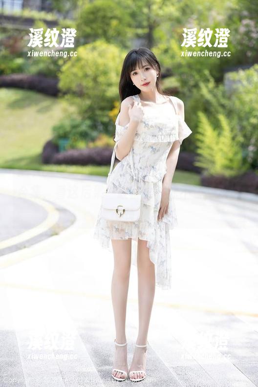 XIAOYU语画界-Cherry绯月樱 XIAOYU语画界 - Cherry绯月樱的礼服合集,看这后果一般都是:你不装,我也不装。