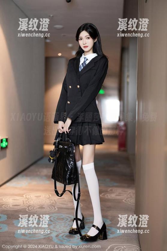 XIAOYU语画界-李丽莎 XIAOYU语画界 - 李丽莎制服图集,免费送出,穿得不像的那种