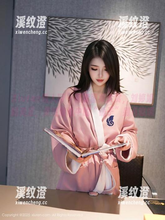Xiuren秀人网 - 高清图集大赏，刘婷婷的美足，果然传说中的“锤子”别有意境。