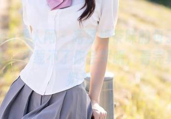 Xiuren秀人网 – 高清奶茶味的包子的双人写真，下载不了你会哭哦，看完真想喝奶茶！