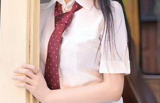 Xiuren秀人网 – 小泡芙winna私拍白丝，真的是一场完美的反转秀吗？