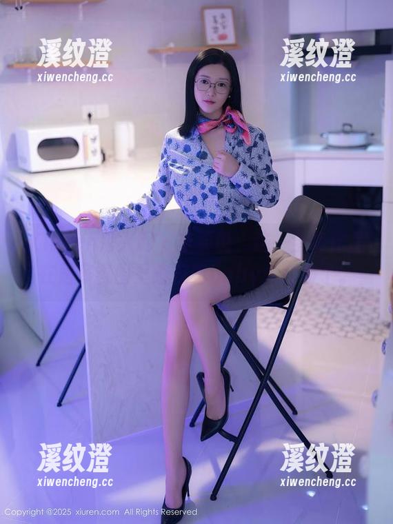 Xiuren秀人网-萌汉药baby Xiuren秀人网 - 非要说,这一全套作品在居家氛围里萌汉药baby太会装了。