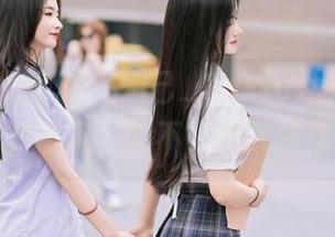 YouMi尤蜜荟 – 妲己_Toxic礼服私拍，走路带风，哦不，是带裙摆！
