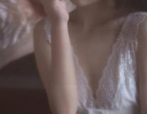 继续让我们吃醋吧！不呆猫的玛丽罗斯比基尼写真合集，油基金好看得意外。