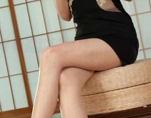 丽柜 – 看着甜甜的婚纱，立马想起我那颗“未婚”简约风