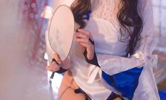 一张二佐Nisa的制服美图，竟让我想起高中那年…