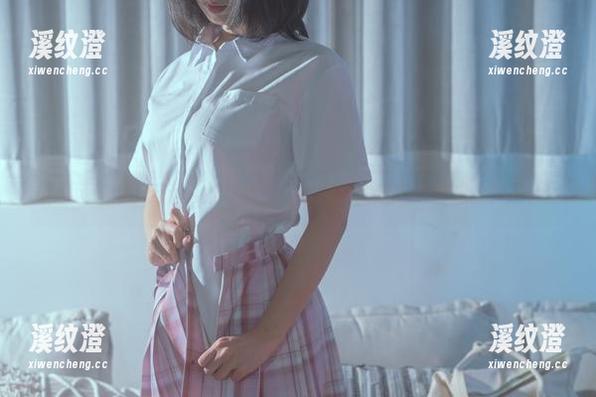 校园风光似于云溪溪的写真，随心所欲到连跑道都想做伸展台！