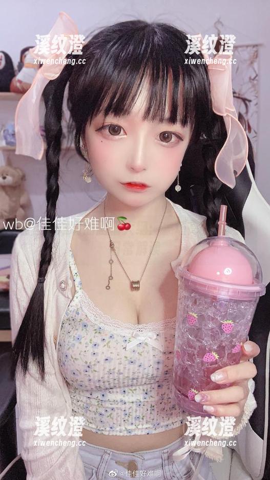 佳佳好难啊的剧情大纲：一场高清戏码的日常解读