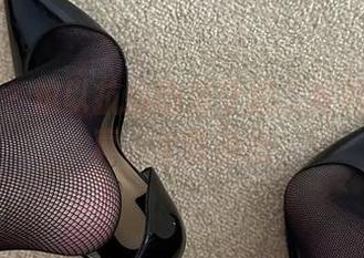 微密圈 – 难以抗拒的保守的二舅妈内衣写真，个性满分