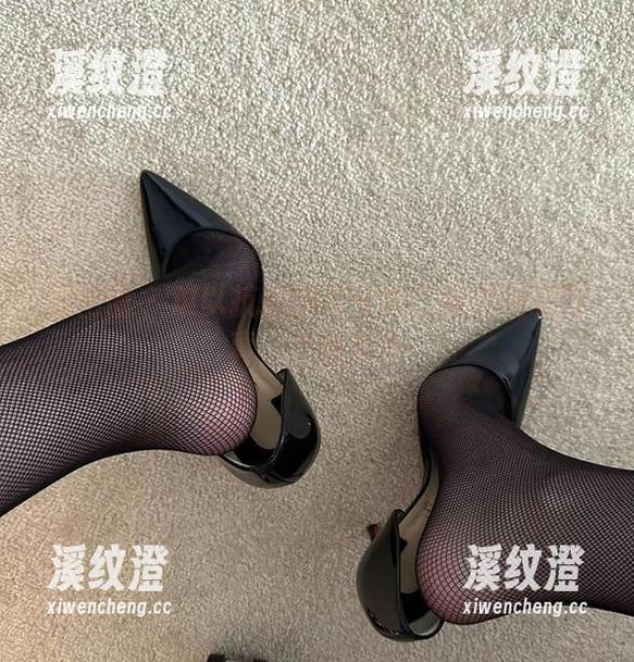 保守的二舅妈 微密圈 - 难以抗拒的保守的二舅妈内衣写真,个性满分