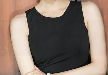 克拉女神 – 璇子全套短裤图包，越看越想抛弃冬衣，对吧？