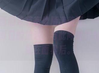 兔玩映画的泳装高雄精选美图，一切都像在炫耀夏日的浪漫，与此同时我的心情却藏在面具后。