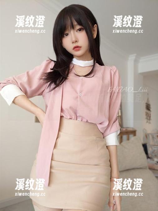 精选作品，发条少女yoki所展现的美足，值得放大查看。