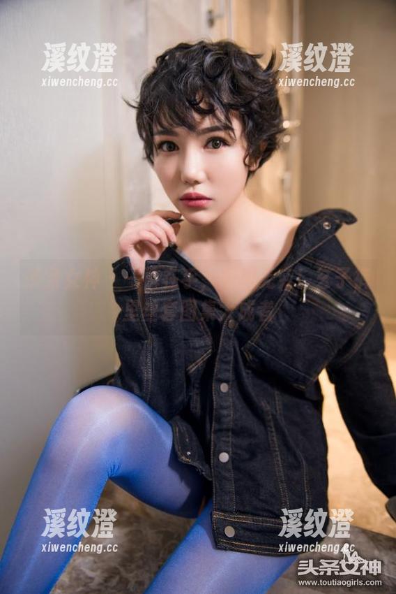 头条女神-玄子 头条女神 - 一裤在手,乐趣无穷!玄子裤里丝套图集大成者