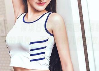 头条女神 – 筱溪日常高清美图，超级适合冬天发的那种，无奈我没几件好衣服…