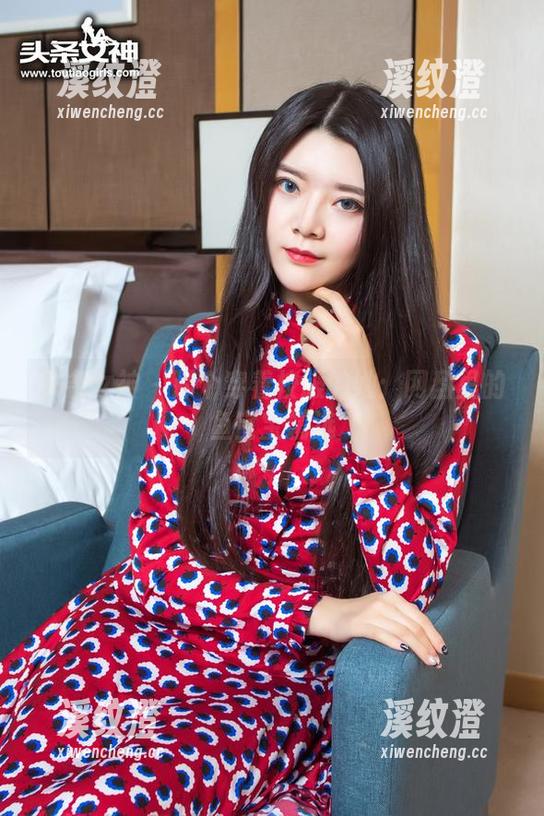 头条女神-鱼宝宝 头条女神 - 那个穿着校服的她:网盘里的鱼宝宝精选