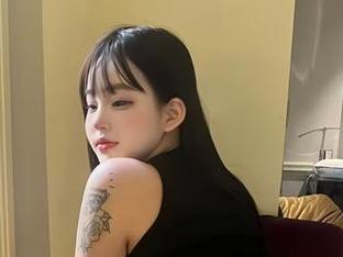 微密圈 – 丝袜大作战：小u优优子和她的无圣光原图互动