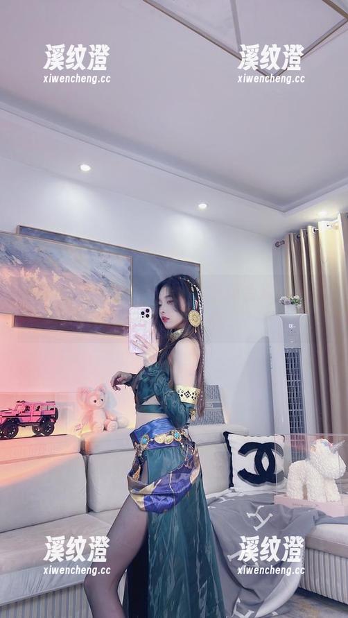 小小奶瓶儿 小小奶瓶儿的“不正经”学妹合集,绝对让你眼前一亮