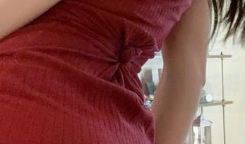 微密圈 – 少女心与野性美，小玉吃果冻的豹纹带尾巴原图，下载后肯定成群追捧！