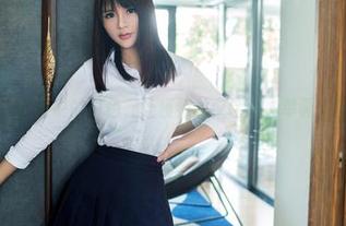 推女郎 – 套图中的白色，让模特林夕诠释“单调”的新方式
