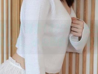 模范学院 – 李雅柔182CM：在线写真中的闪亮之足，小心别被蠕虫咬到哦！