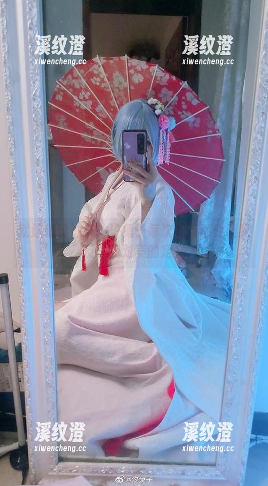 汐兔子 就这银魂神乐?汐兔子每次更新都能让我反思我对美的定义