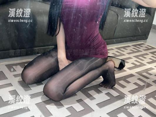 沈汝凡超哇塞 微密圈 - 沈汝凡超哇塞学姐的最新写真集,谁能拒绝这个?