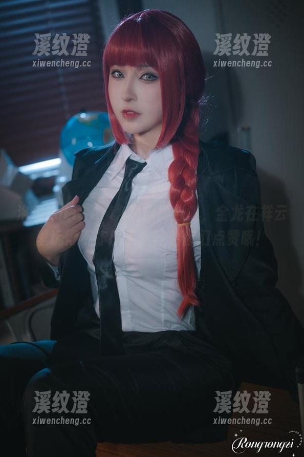 洛璃LoLiSAMA的旗袍合集，金龙在祥云里玩得不亦乐乎，等着你们点赞哦！