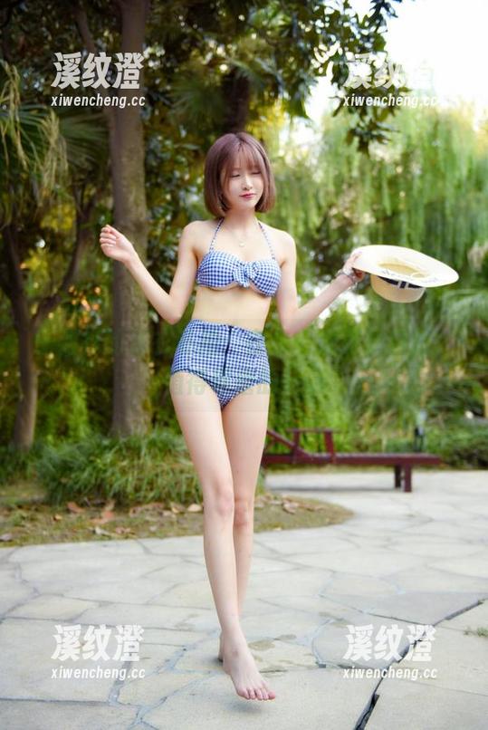 王羽杉 王羽杉的泳衣私拍:在水中遨游的自我,值得琢磨的一幕