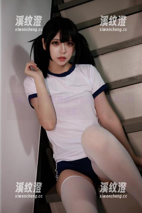 运动，也许只是疯猫ss在高清写真间的随性流露？