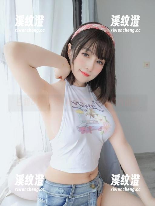 白银81+毛衣=超现实主义的照片创作