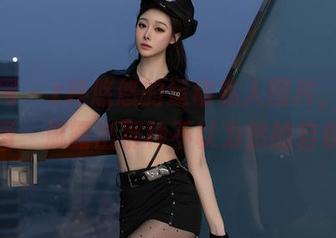 秀人网 – z杯悠悠的运动私人图片，高清原图，流露出那种不以为然的自信。