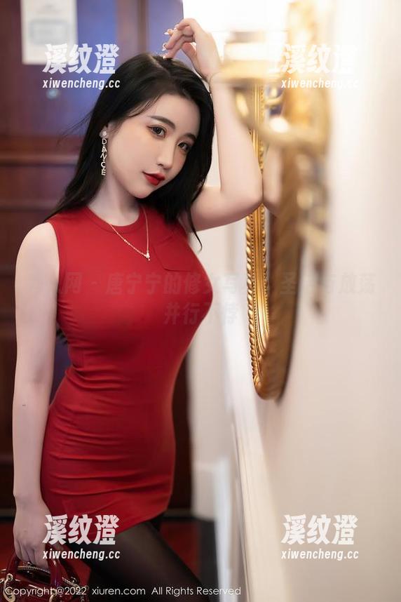 秀人网-唐宁宁 秀人网 - 唐宁宁的修女写真:圣洁与放荡并行不悖