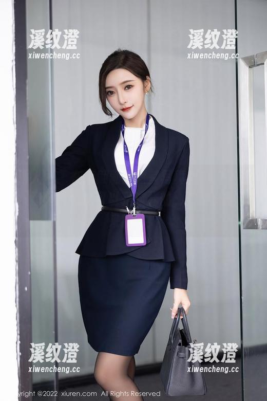 秀人网-唐翩翩 秀人网 - 在唐翩翩的教室写真里,没听错,课堂气氛也可以是这样的;资源:自己来找吧!