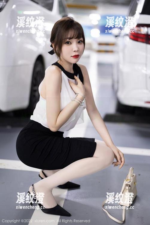 秀人网 - 娜比的“奶牛”全套，下载后可能让人怀疑牛奶的来源呢，咯咯。