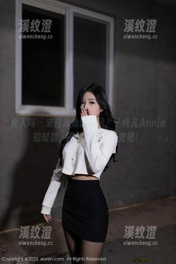秀人网-子纯儿Annie 秀人网 - 来自泳池的微风,子纯儿Annie的时刻,高清套餐,带走吧!