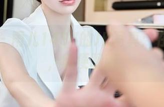 秀人网 – 雨儿1494的JK写真：在线时光，随便聊聊