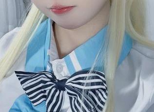 在线高清，纸悦Etsu_ko与地雷系女子的ktv相遇，来点让人意想不到的旋律吧！