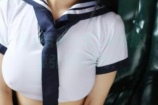 美媛馆 – 今天唐琪儿穿了水手服，明天她要引起海啸吗？